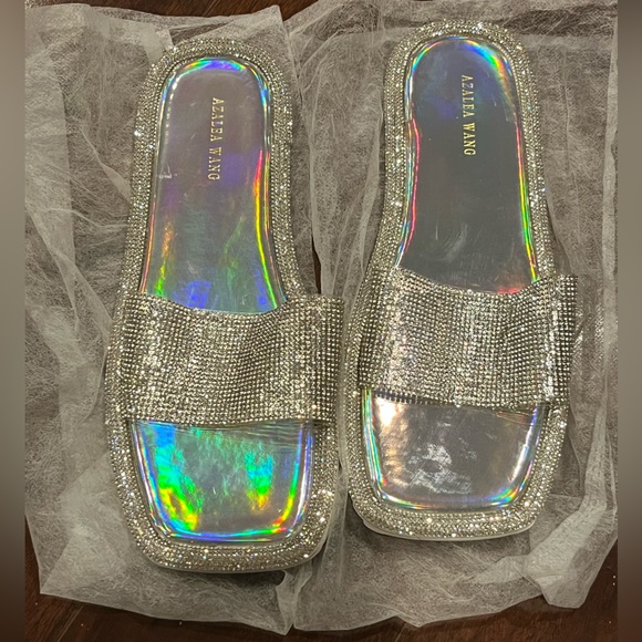 NEW - Azelea Wang Silve Rhinestone Slides Woman's Size 10 - Picture 2 of 4